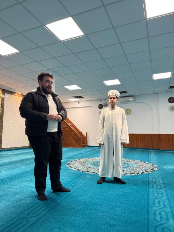 Das Projekt „3 Tage – 3 Orte – 3 Religionen“ ist Teil des interkulturellen Bildungsprojekts „Interkultureller Dialog“,